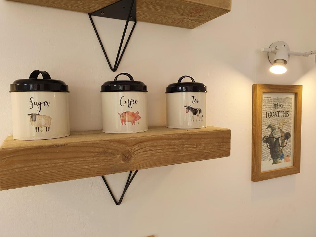 Dartmoor Reach Alpaca Farm Heated Cabins 5 Mins Drive To Dartmoor Bovey Tracey Luaran gambar