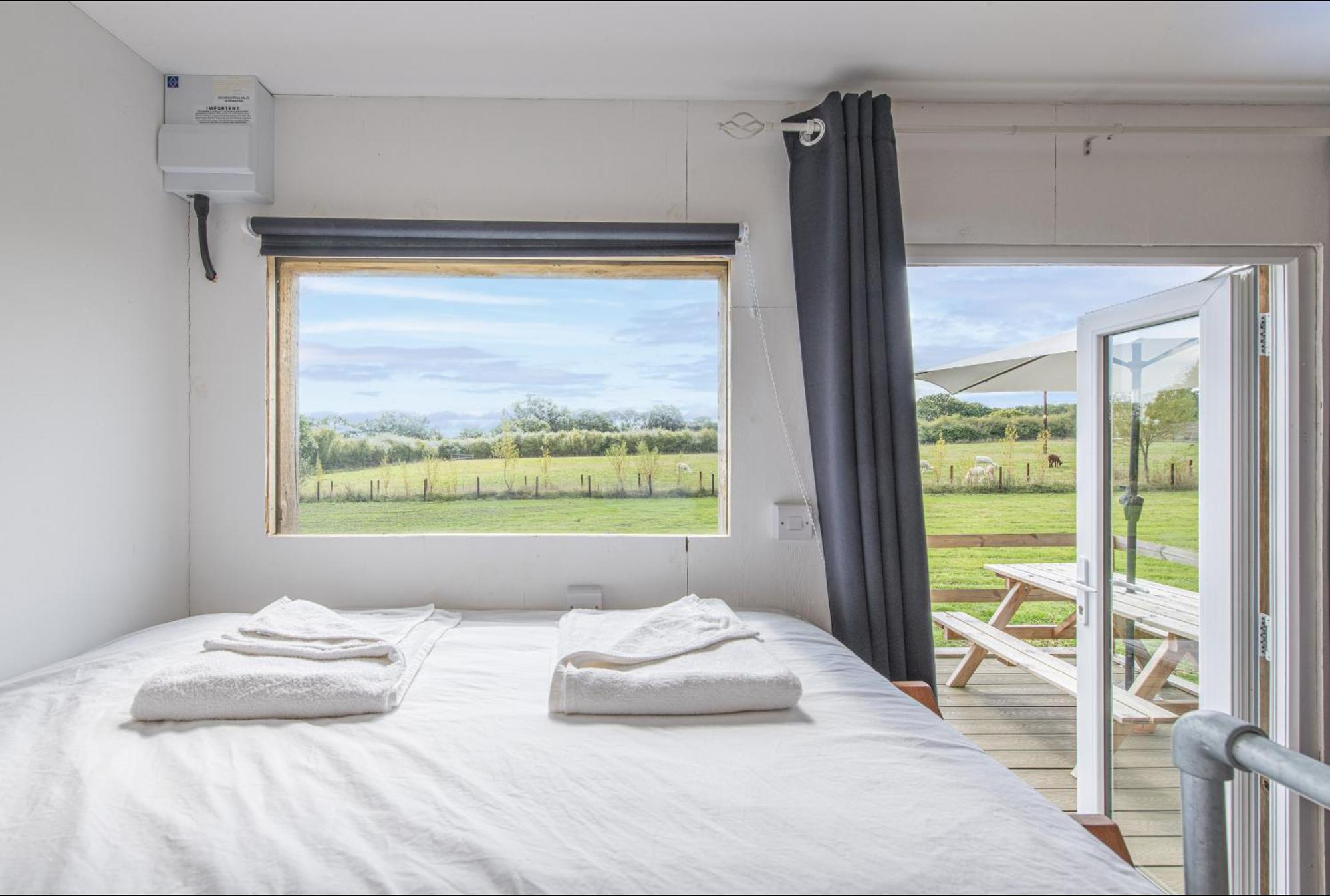 Dartmoor Reach Alpaca Farm Heated Cabins 5 Mins Drive To Dartmoor Bovey Tracey Bilik gambar