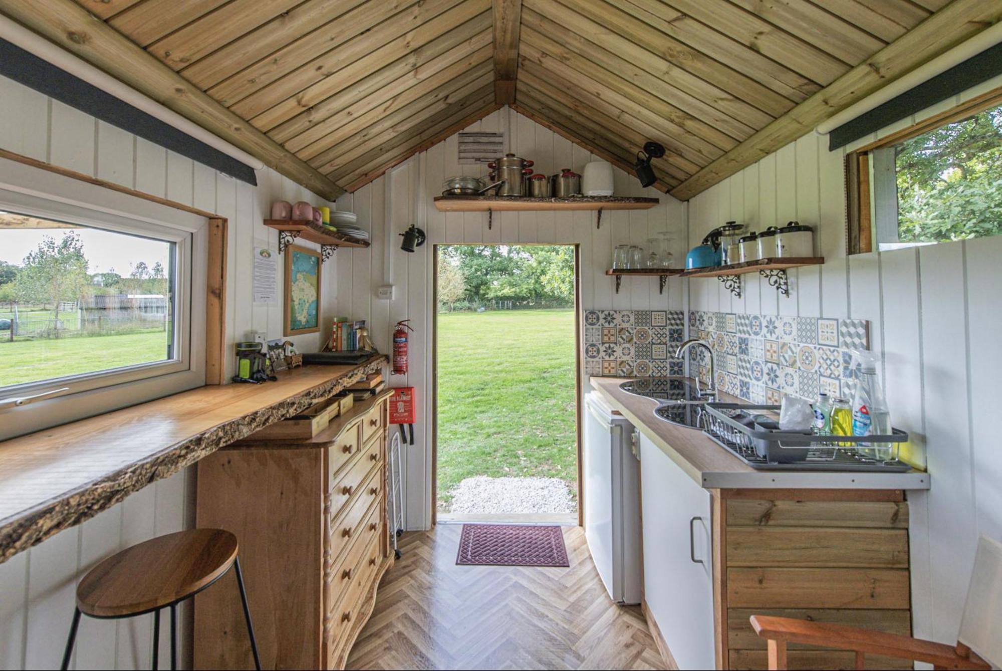 Dartmoor Reach Alpaca Farm Heated Cabins 5 Mins Drive To Dartmoor Bovey Tracey Bilik gambar