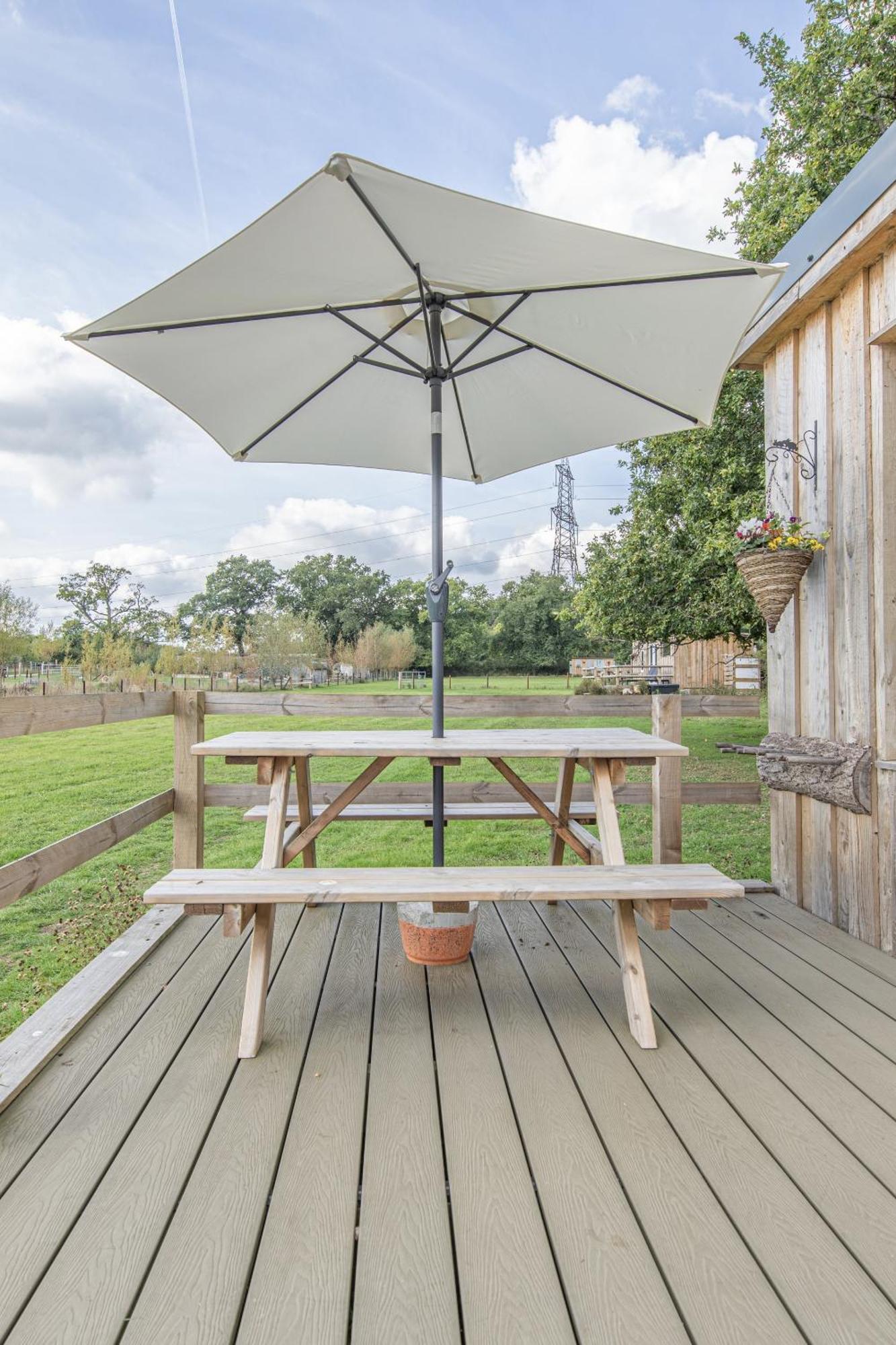 Dartmoor Reach Alpaca Farm Heated Cabins 5 Mins Drive To Dartmoor Bovey Tracey Bilik gambar